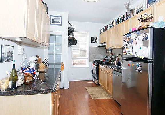 3rd image of 25-26 14th St #1