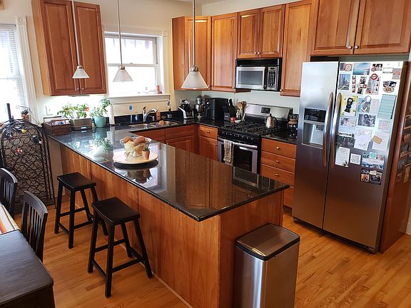 2nd image of 1055 W Wolfram St #11382175