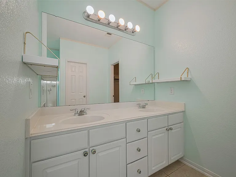 5003 Forest Moss Ct — Photo 31