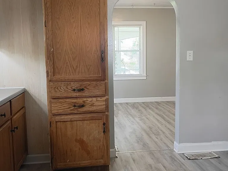2815 & 2815 1/2 S Pershing Dr (Wynn Funds LLC) — Photo 5