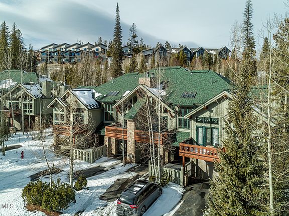 3rd image of 647 Timber Lake Way