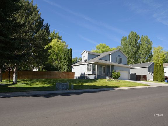2nd image of 202 Chris Ave