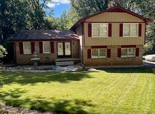 725 Navarre Dr, Stone Mountain, GA 30087