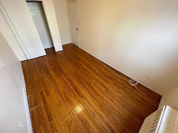 5th image of 8561 75th St Floor 1