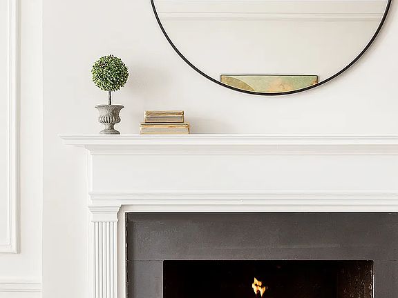 2nd image of 1105 Park Ave #8C