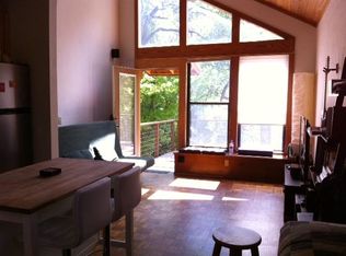 601 S 3rd St #B, Austin, TX 78704