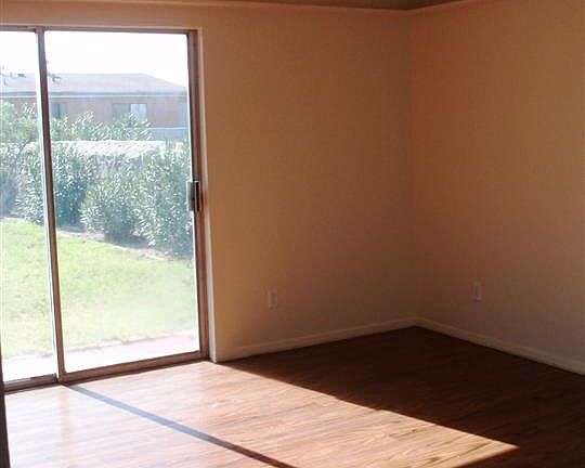 5th image of 2616 Hillrise Dr