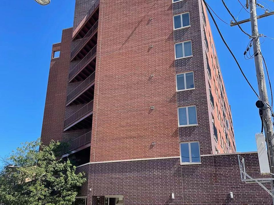 1st image of 2272 S Archer Ave Unit 5I