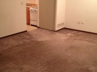 1415 Mount Royal Blvd APT 301, Glenshaw, PA 15116