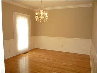 4th image of 10383 Regent Ct