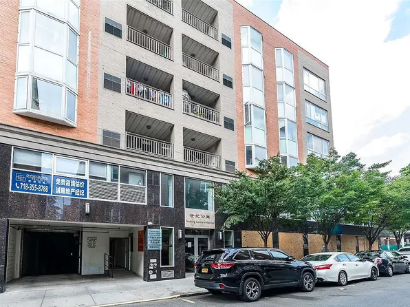140-75 Ash Ave #5H, Flushing, NY 11355
