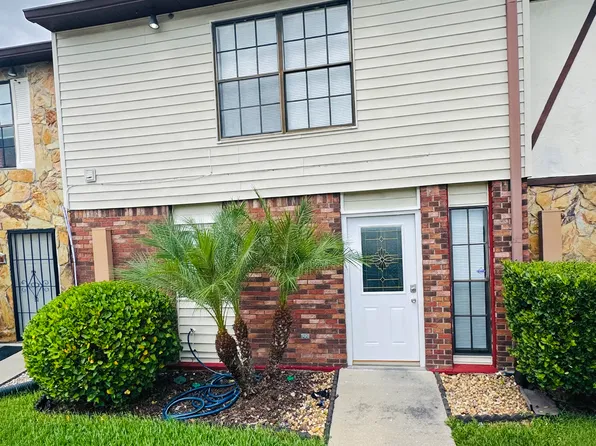 3413 Sunrise Villas Ct S, Tampa, FL 33614