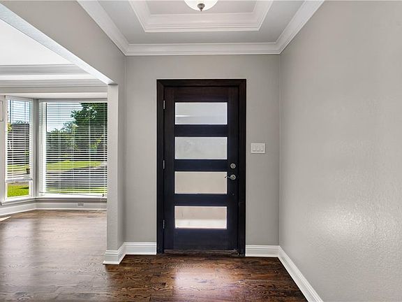 4th image of 8809 Flint Falls Dr
