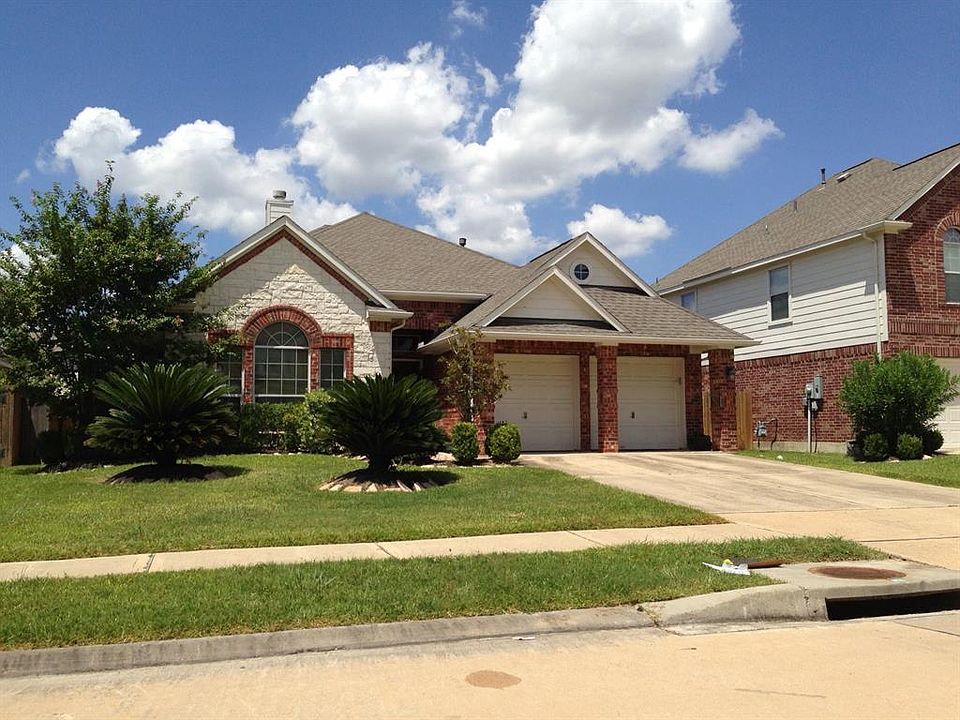 1st image of 2204 Drake Falls Dr