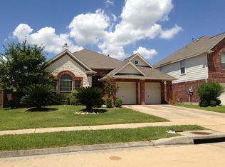 2204 Drake Falls Dr, Pearland, TX 77584