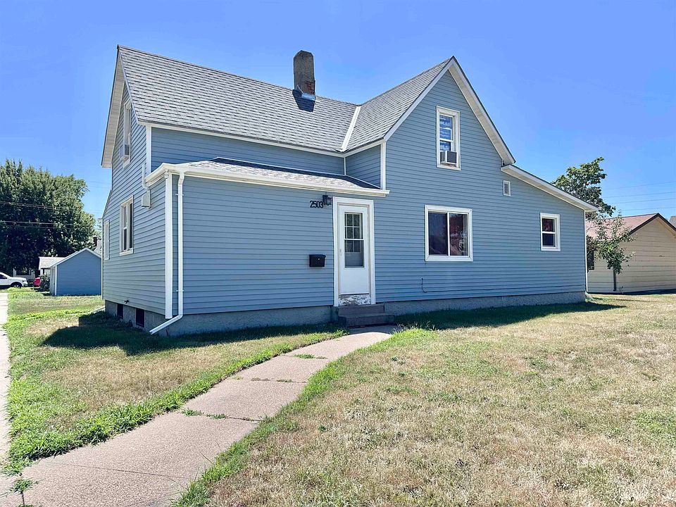 1st image of 2503 7th St