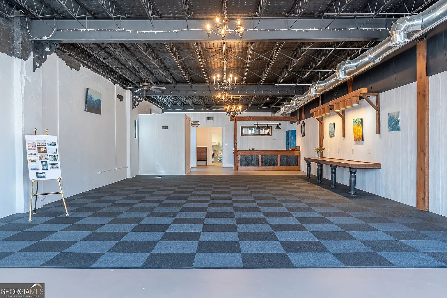 Studio, 1250 sqft, $1,350 — Photo 1