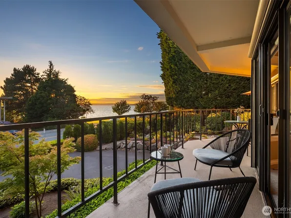 6436 Lake Washington Boulevard NE #5, Kirkland, WA 98033