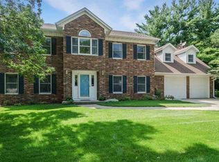 949 Evergreen Ct, Iowa City, IA 52245