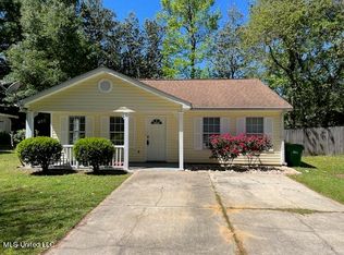 5929 Cedar Ln, Ocean Springs, MS 39564