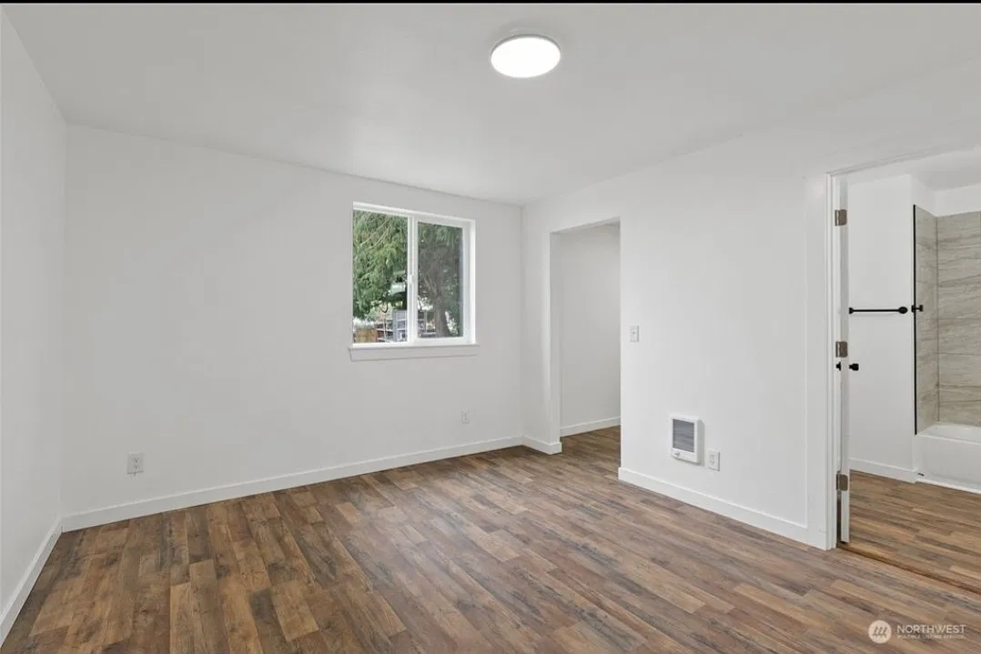 114 N Gold St — Photo 3