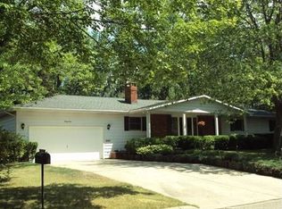 21 Leroy St, Hillsdale, MI 49242