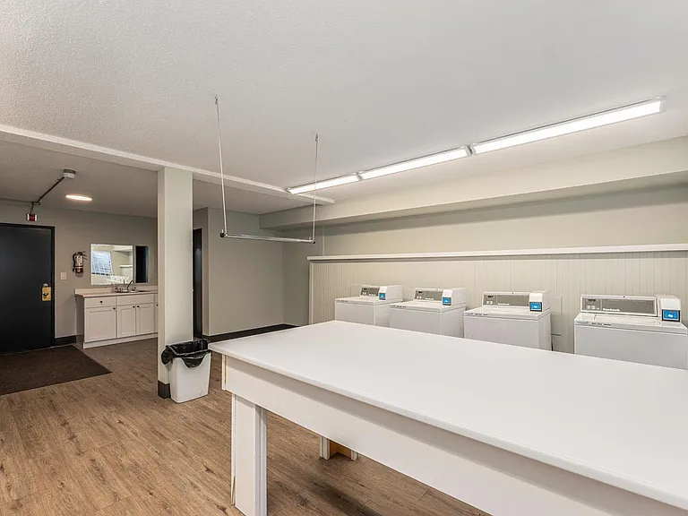2600 Highland Blvd — Photo 10