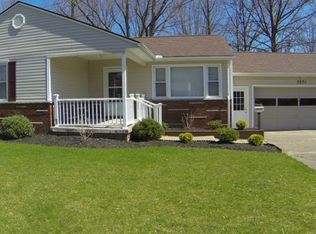 3231 S Wendover Cir, Youngstown, OH 44511