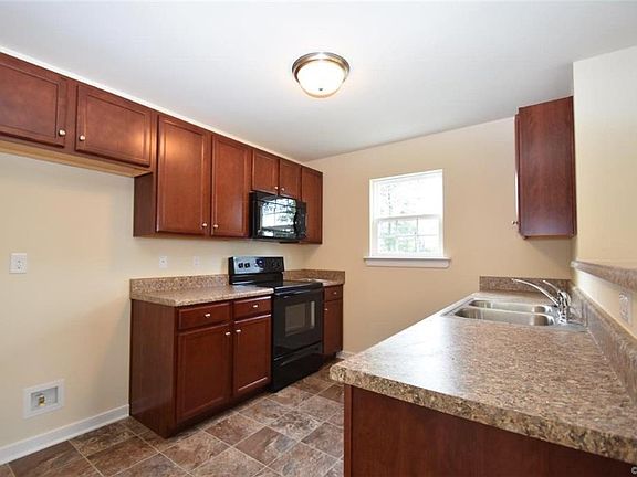 5th image of 8510 Crestwicke