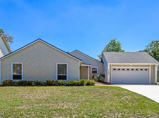 7152 Holiday Hill Ct, Jacksonville, FL 32216