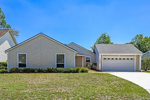 7152 Holiday Hill Ct Photo 1