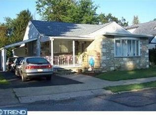 712 Benson St, Philadelphia, PA 19111