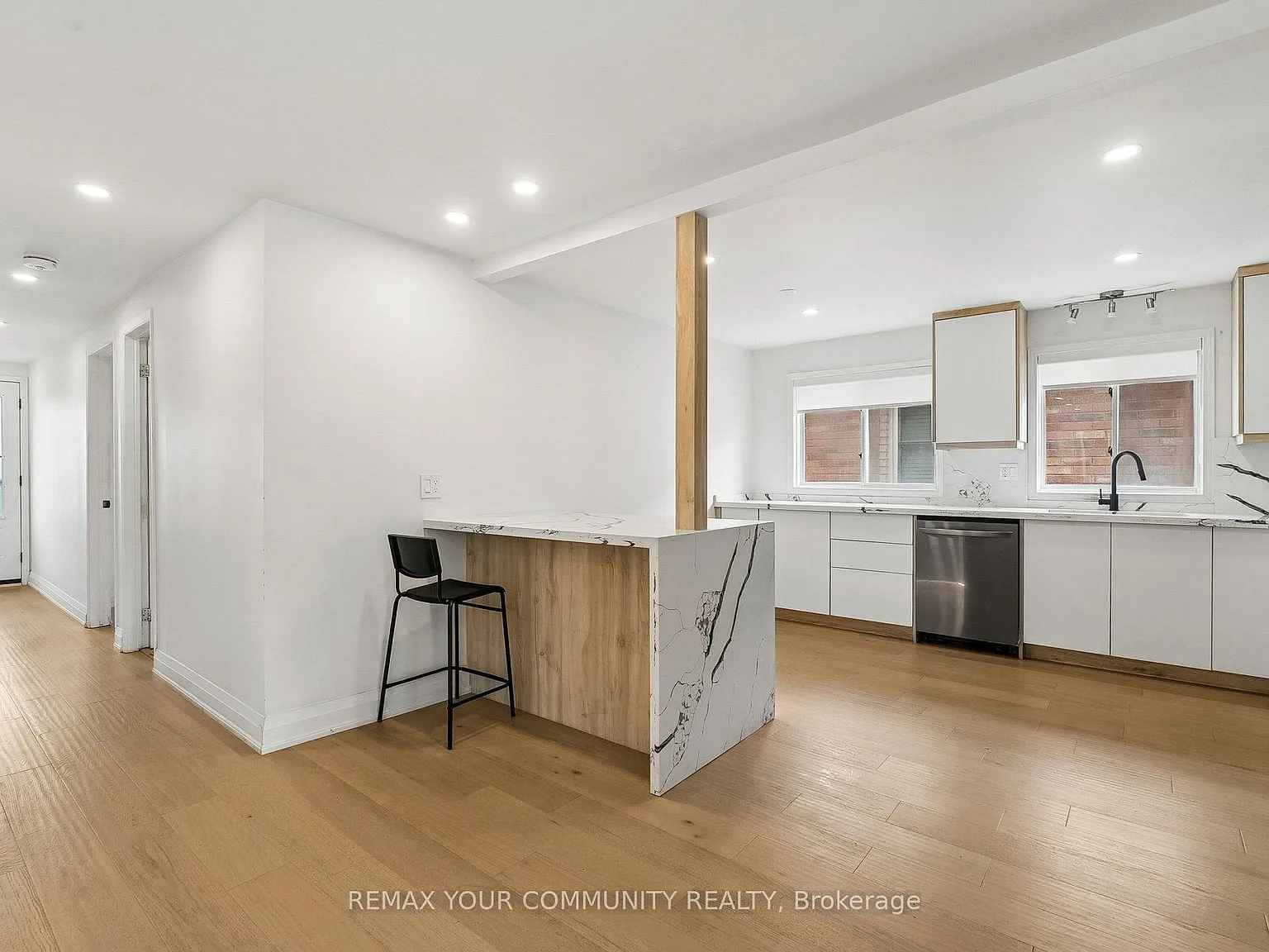 3 bed, $2,500 — Photo 3