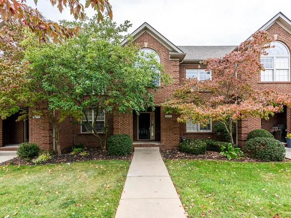 3277 Beaumont Centre Cir, Lexington, KY 40513