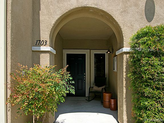2nd image of 1703 Paseo Aurora