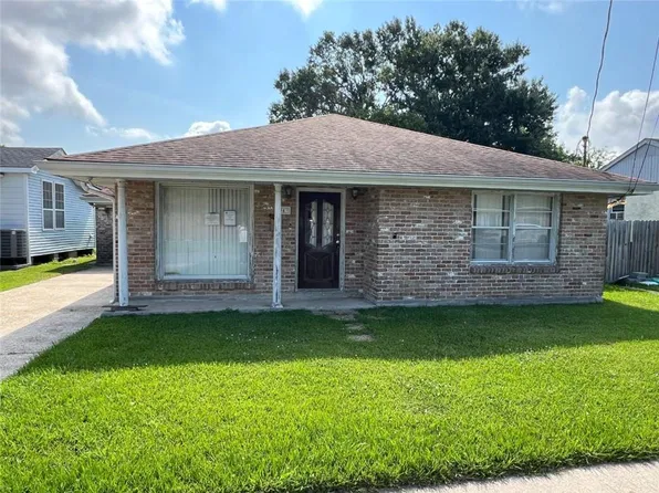 341 Soniat Ave, Harahan, LA 70123