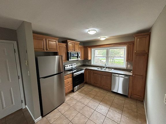 2nd image of 2000 N Old Us 31 APT 1