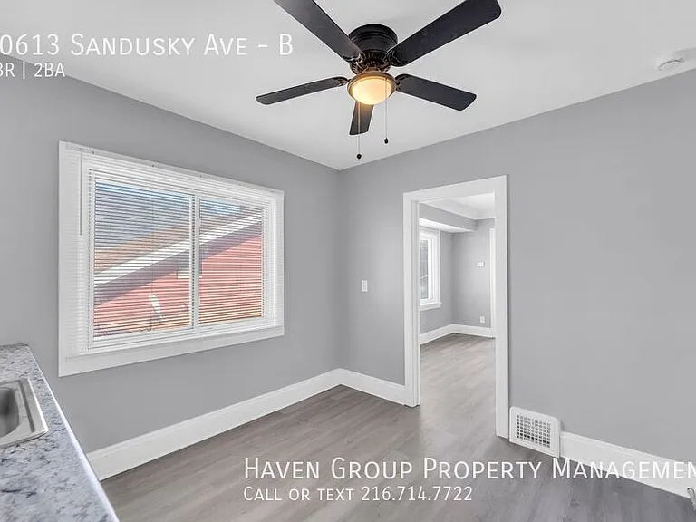 10613 Sandusky Ave #B — Photo 10