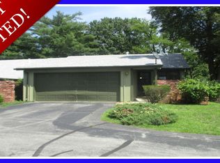 11018 Thousand Oaks Dr, Saint Louis, MO
