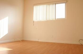 1st image of 450 Riverdale Dr APT 7