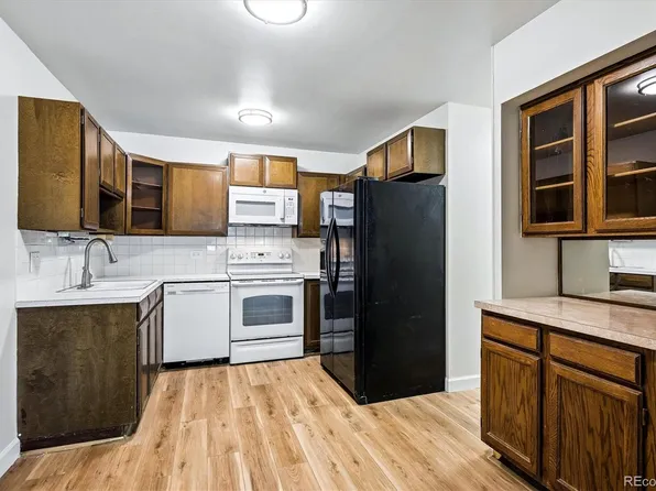 610 S Alton Way #11A, Denver, CO 80247