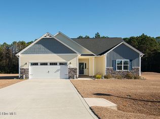 111 Baymeade Ct, Peletier, NC 28584