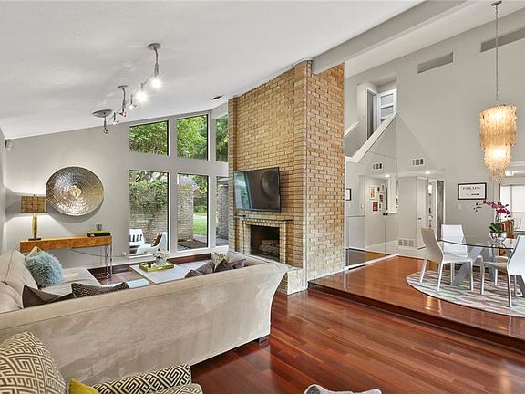 4th image of 8031 Westover Dr