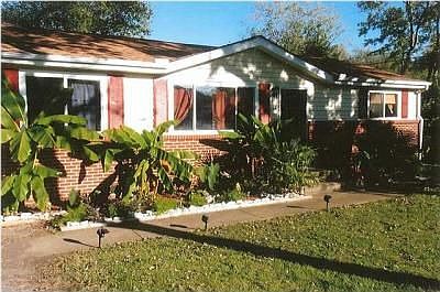 1st image of 42 Lynngrove Dr