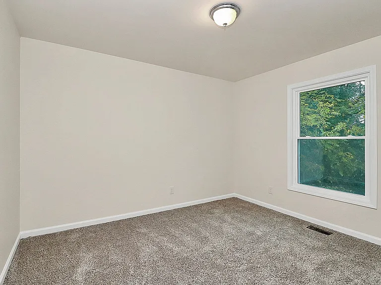 518 Echodale Dr — Photo 13