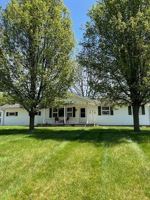 2nd image of 7776 Meadow Dr