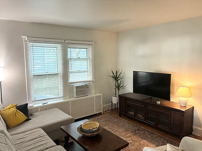 800B N Danville St — Photo 2