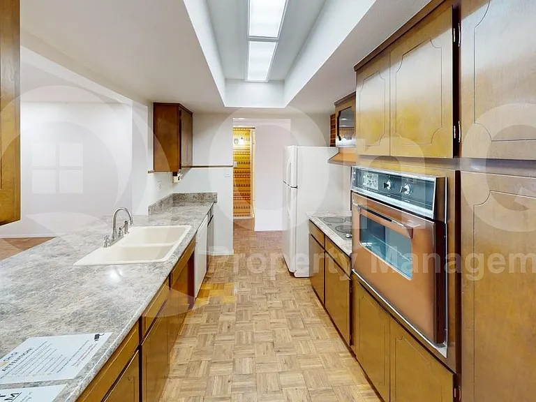 1218 E Alameda Dr — Photo 6