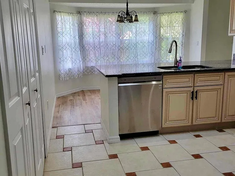 7303 Ripley Ct — Photo 6