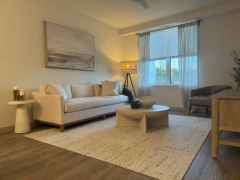Altura Apartments — Photo 18
